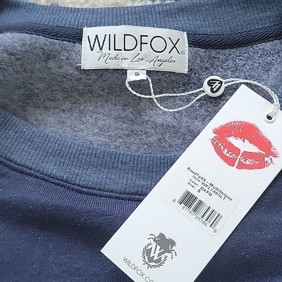 WILDFOX Blue Multicolor Stripe Roadtrip Oversized Crewneck Sweatshirt Size Small - Picture 2 of 7